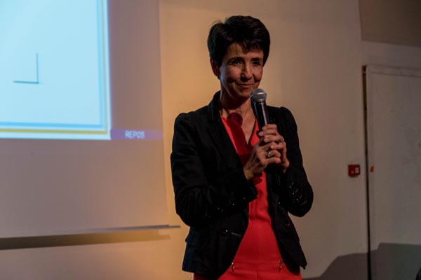 Christine Lortholary, Présidente d’Enfants du Mékong faisant un discours